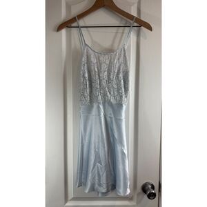 VTG Delicates Women's Lace Satin Chemise Sleepwear Nightgown Blue Size M Medium
